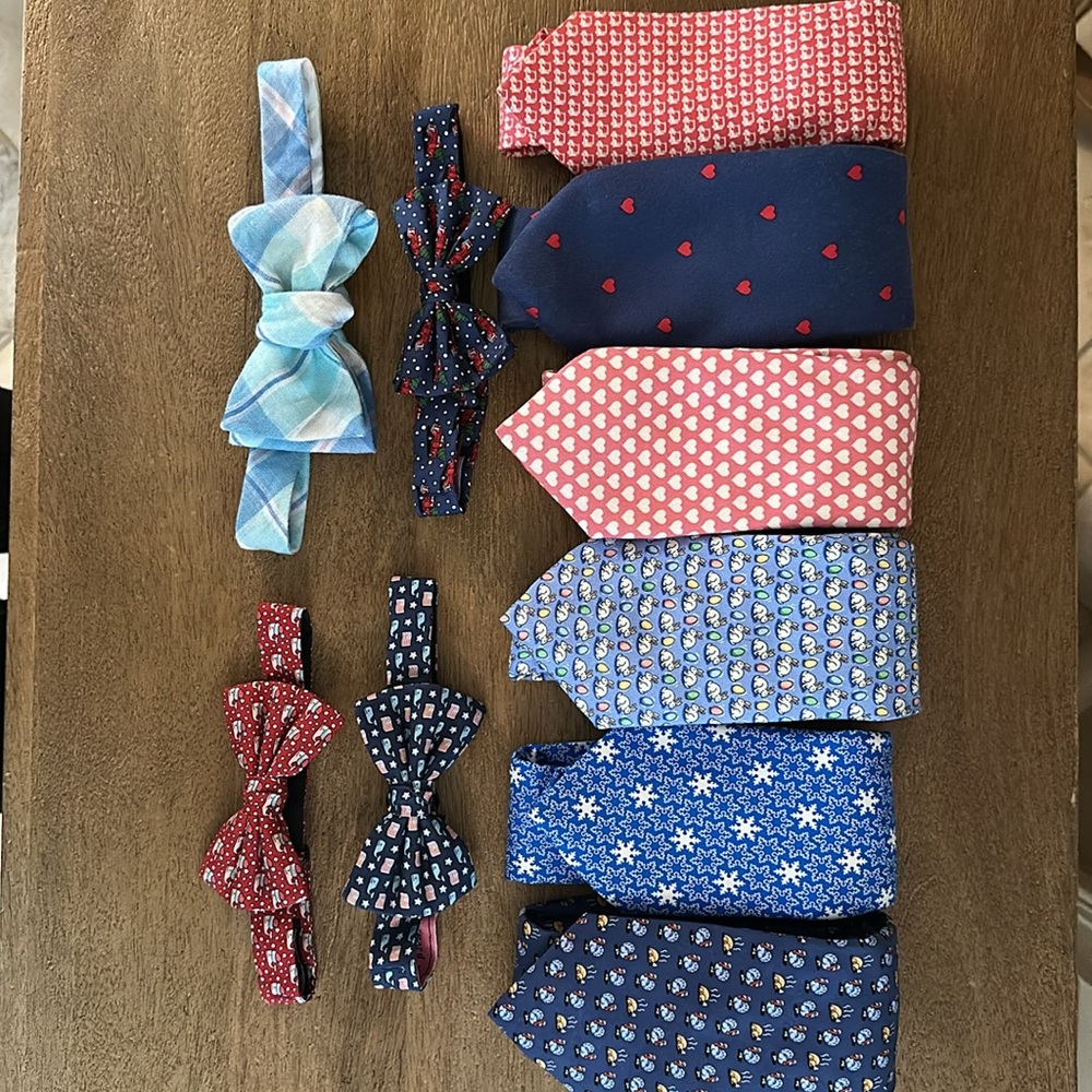 Vineyard Vines Boys Tie Collection, Set of 6 Regular PLUS 4 Bow Ties